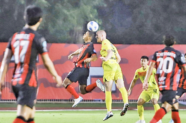 Former Dpmm Fc Man Clough Sends Nakhon Ratchasima To Fa Cup Semis Borneo Bulletin Online