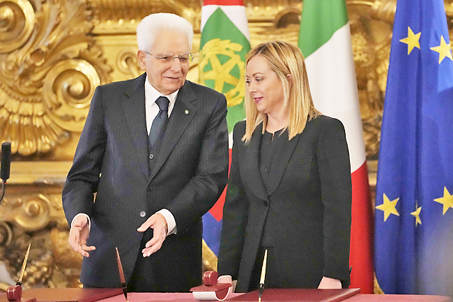 Far-right Leader Giorgia Meloni Sworn In As Italian Premier | Borneo ...