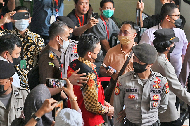 Murder Trial Of High-ranking Indonesian Police Official Begins | Borneo ...