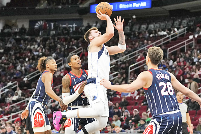 Luka Doncic scores 50 and Dallas holds off Houston, 112-106 - Mavs Moneyball