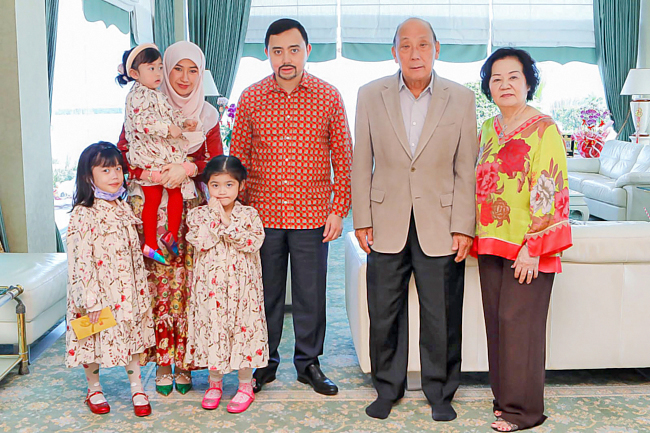 Royalty grace Chinese New Year open houses | Borneo Bulletin Online