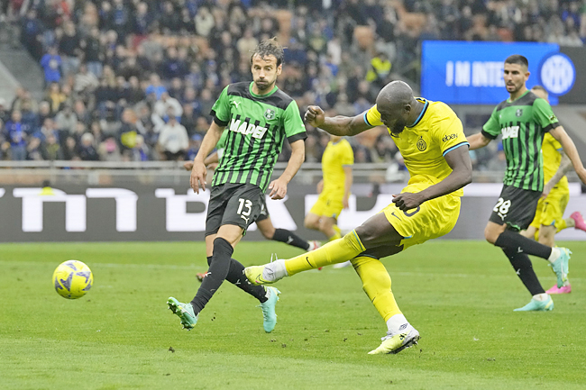 Romelu Lukaku And Jose Mourinho Set For Different San Siro Welcomes