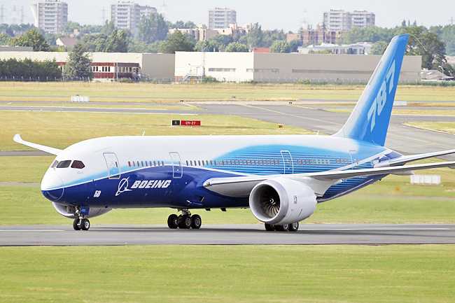 Boeing delays shipments of 787 Dreamliner | Borneo Bulletin Online