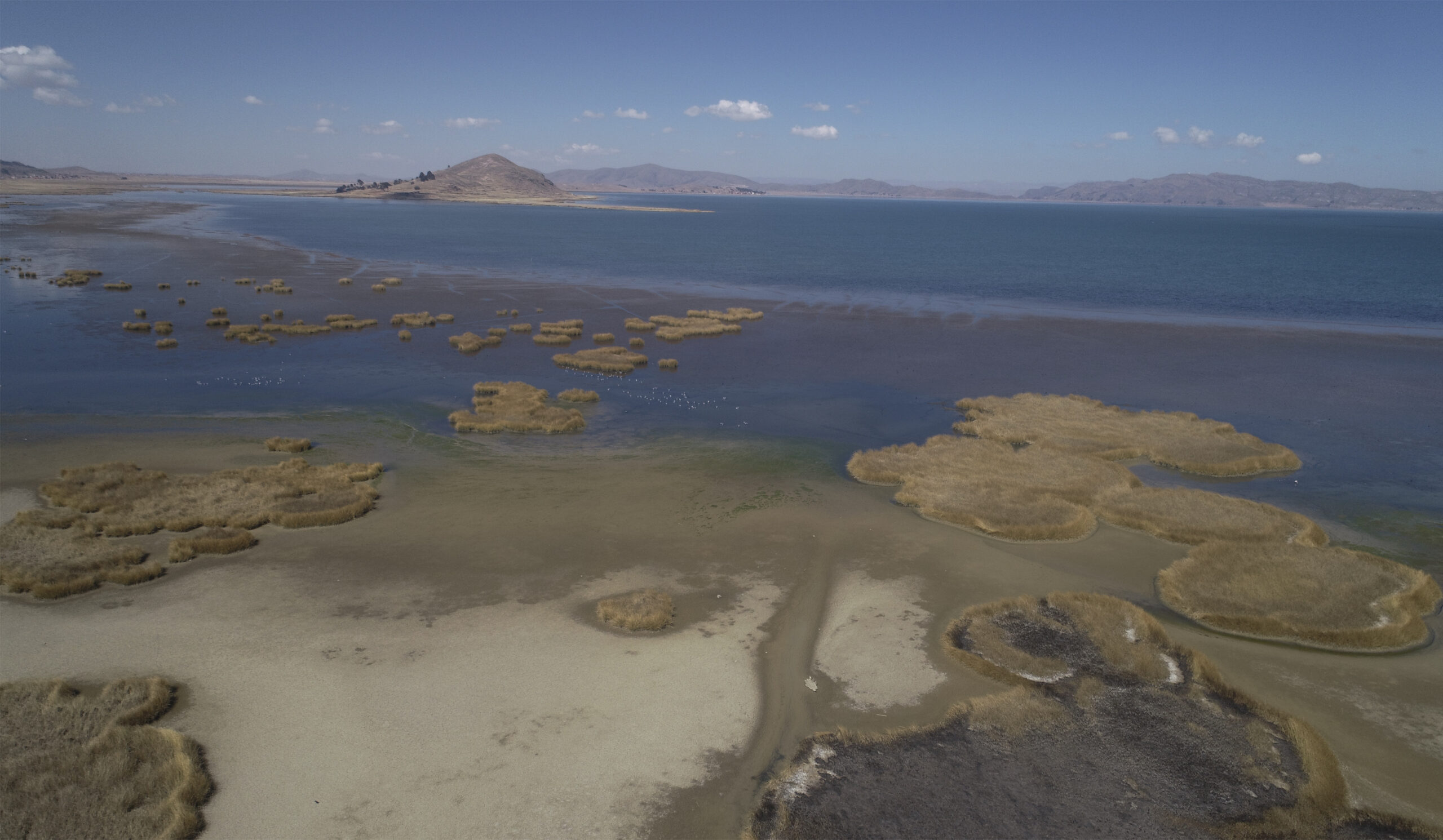 A drought alert for receding Lake Titicaca has Indigenous communities ...