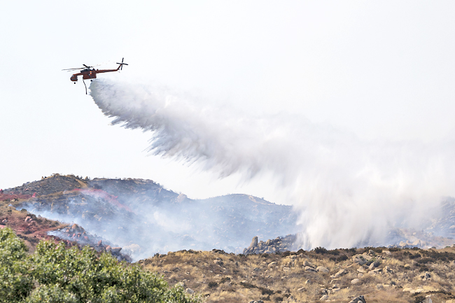 Blistering Heatwaves Ignites Three Brush Fires In California | Borneo ...