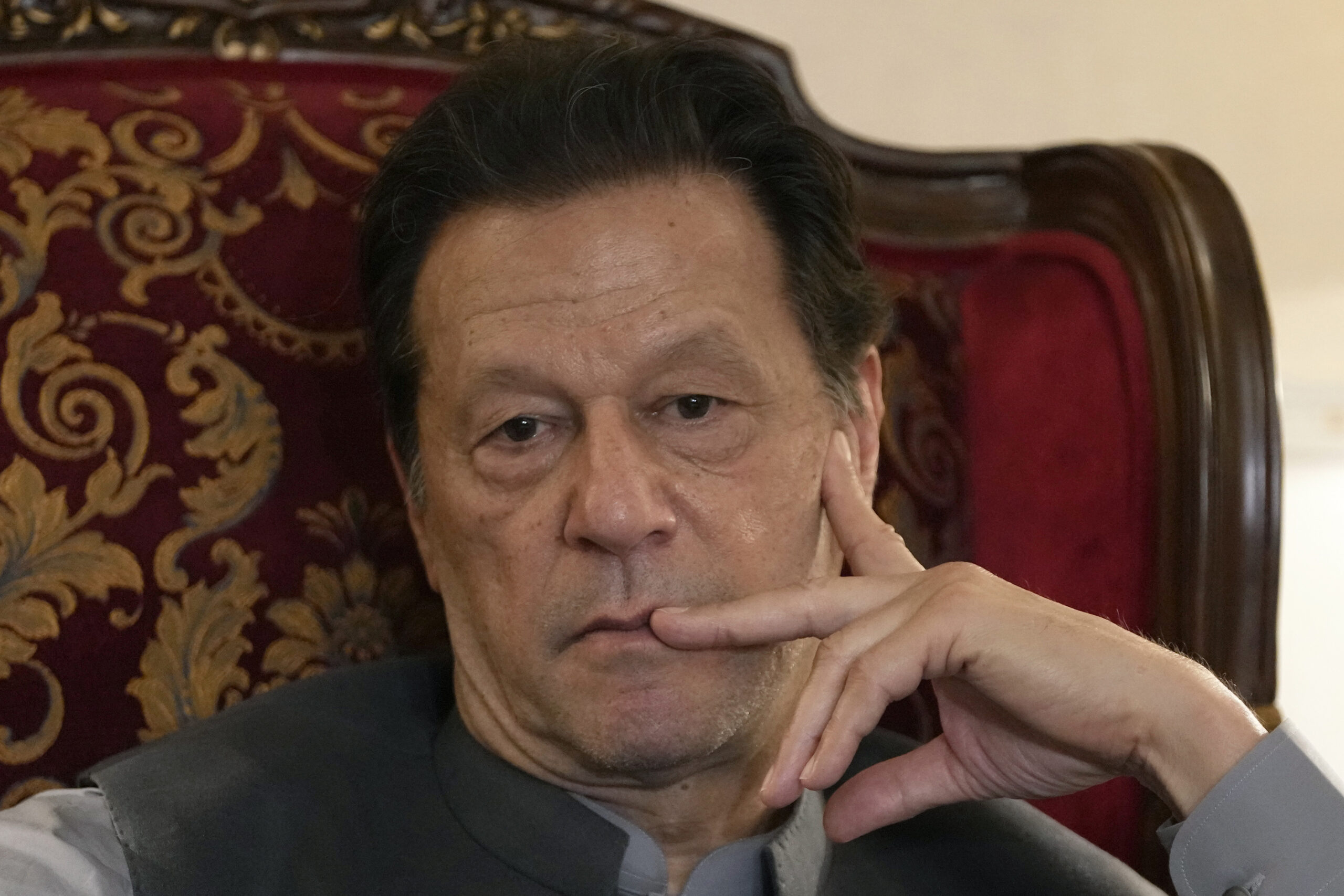 Pakistans Former Prime Minister Imran Khan Arrested After Corruption Conviction Borneo 2465