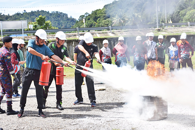 19 complete Fire Marshall Course | Borneo Bulletin Online