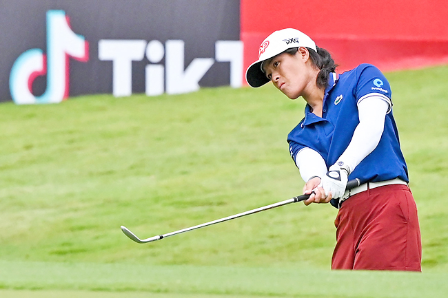 Boutier delivers putting masterclass to grab Singapore LPGA lead ...